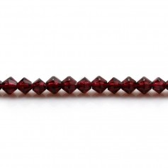 Garnet in the shape of a 4mm faceted spinning top x 10 pcs