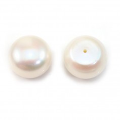 White half-drilled flattened round freshwater cultured pearl 13-14mm x 1pc