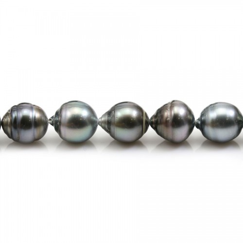 Cultured pearl of Tahiti semi-round shape 8-10mm x 40cm