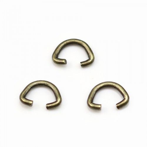 Bead in brass color , in rounded triangle shaped, 5 * 7mm x 10pcs