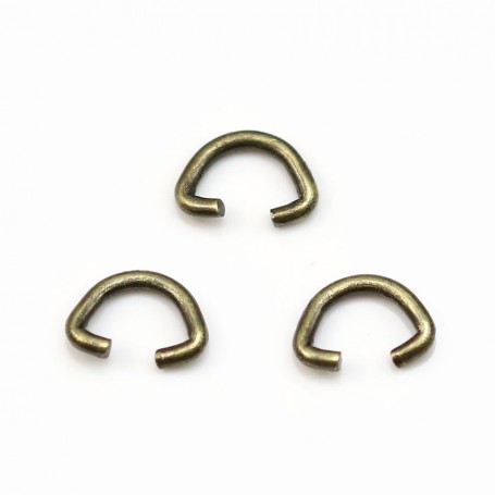 Bead in brass color , in rounded triangle shaped, 5 * 7mm x 10pcs