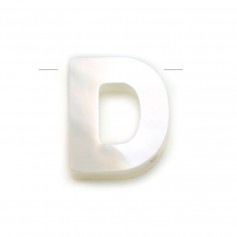 Weißes Perlmutt in Form eines Alphabets x 1St