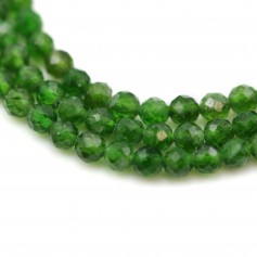 Diopside green, in the shape of a faceted round 3.5-4mm x 39cm