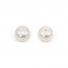 Flattened round half-drilled white freshwater cultured pearl 8.5-9mm x 2pcs