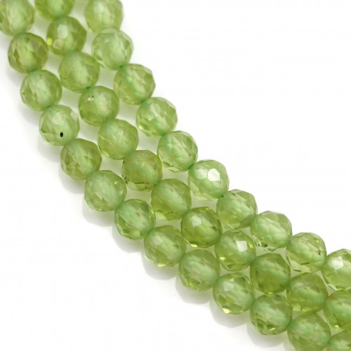 Peridot Round faceted 3mm x 37cm