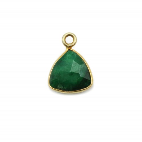 Faceted triangle emerald treated stone set in gold-plated silver 9mm x 1pc