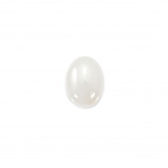White jade cabochon, in the shape of an oval 4x6mm x 4pcs