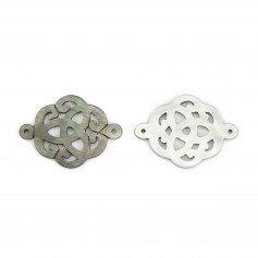 Grey Mother of Pearl in openwork celtic pattern 18mm x 1pc