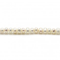 Perle coltivate d'acqua dolce, bianche, ovali, 5,5-6 mm x 37 cm