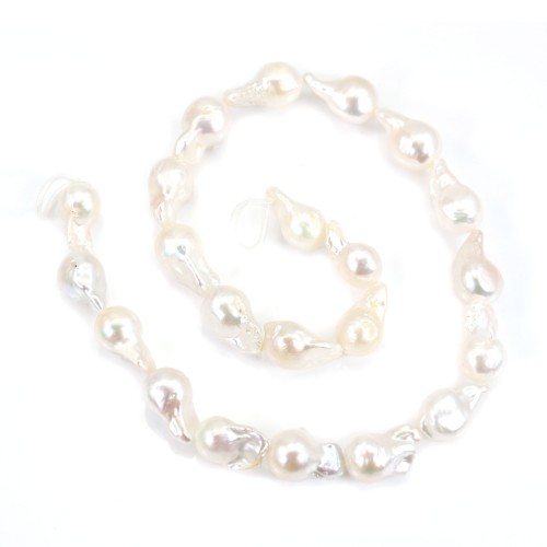 Perla coltivata d'acqua dolce, bianca, barocca 11 mm x 40 cm