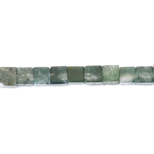 Agate in green and white color, in shaped of a cube 4mm x 40cm