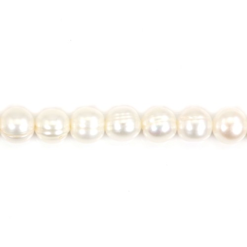 Freshwater cultured pearls, white, half-round/ringed, 8-9mm x 36cm