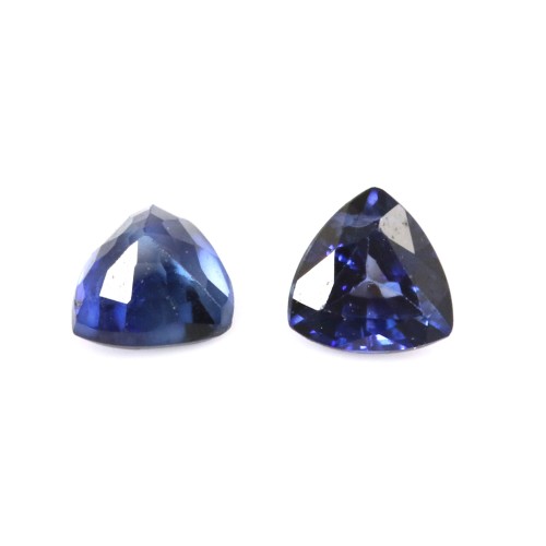 Saphir bleu à sertir, taille trillion triangle 3.5-4mm x 1pc