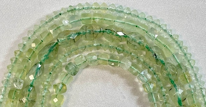 Prehnite: virtues, meaning, composition, history and purification of the stone